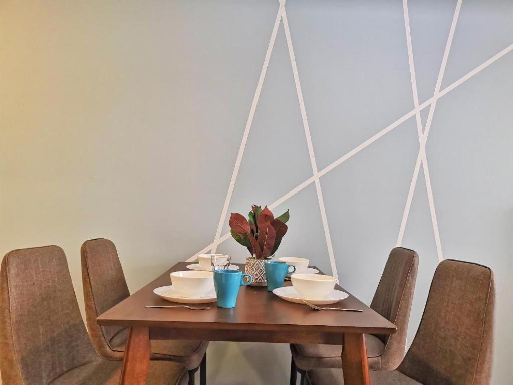 Eminent Stay - Icon City, เปอตาลิงจายา ภายนอก รูปภาพ